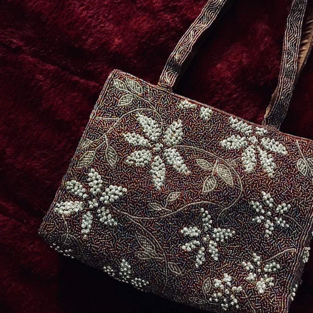 Vintage 1920s beaded evening bag